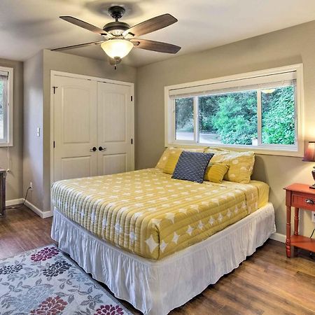Coos Bay Retreat Less Than 2 Mi To Marina And Casino! Exterior foto